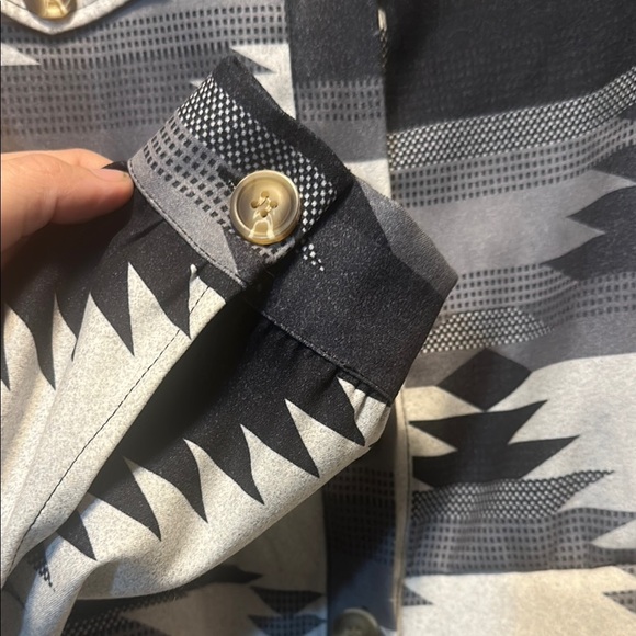 SHEIN Black and Gray Patterned Jacket - Picture 3 of 5